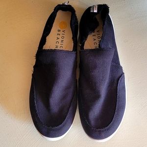 VIONIC Malibu slip on sneaker